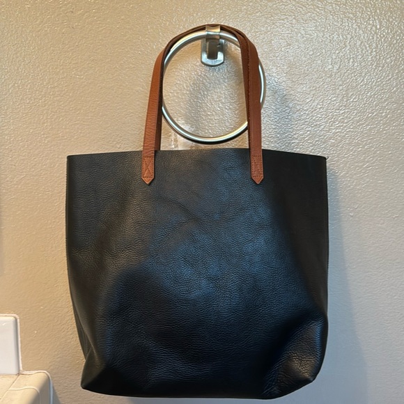 Madewell Transport tote, lightly used like new - Picture 2 of 5